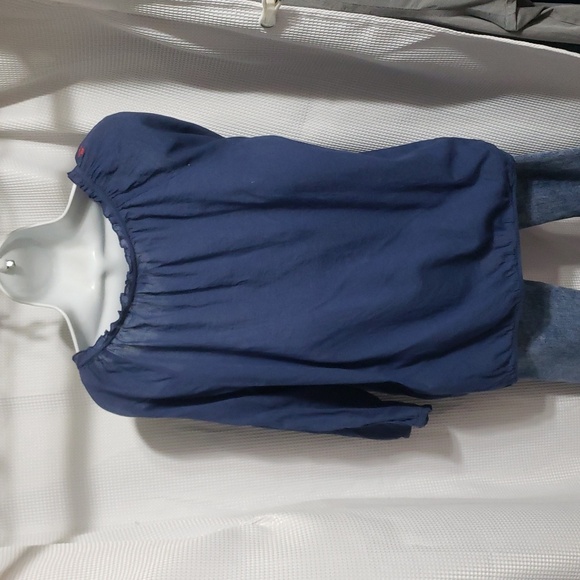 Nine West Jeans. Navy Blue Relaxed Tie Front Blouse w/ Red Embroidery EUC  SZ M - Picture 7 of 14